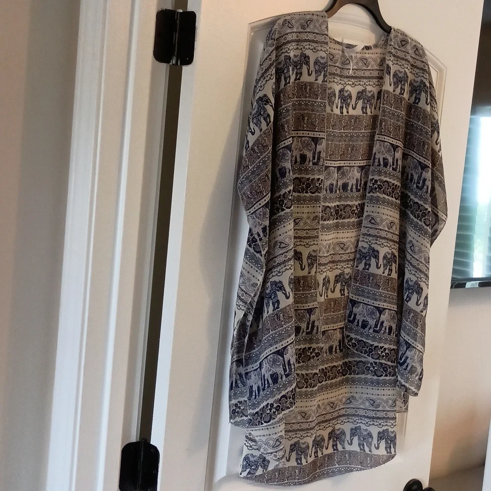 Kimono - Picture 4 of 7